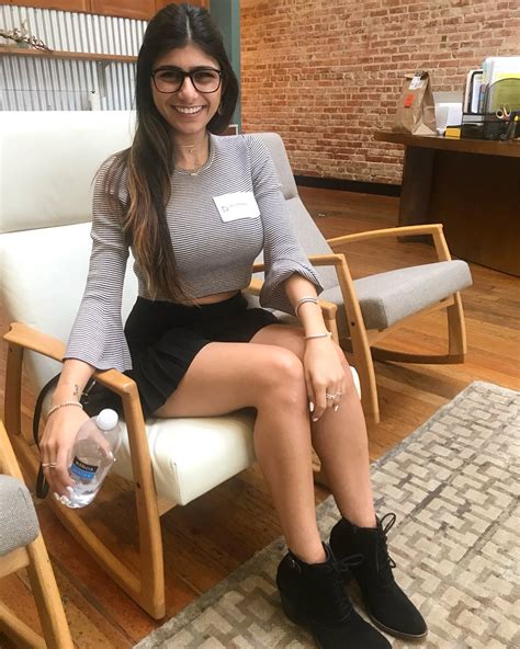 mia khalifa xxx fotos|Mia Khalifa Nude Porn Pics